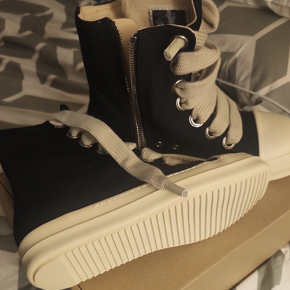 Rick Owens Mens 6.5 W 8.5 Black and MuZipper Sneakers